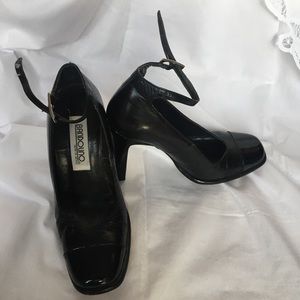 Woman Black high heels from BanDoLino